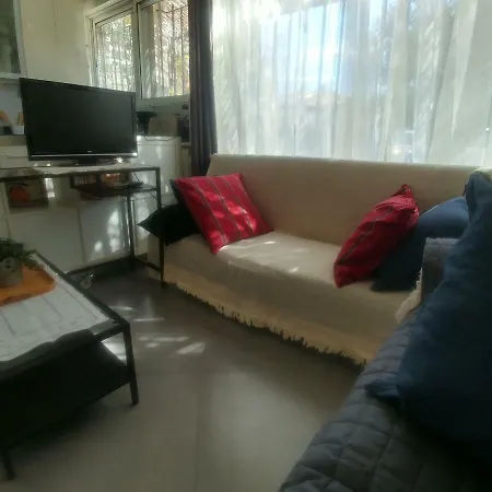 Navicgirona Apart Apartment *